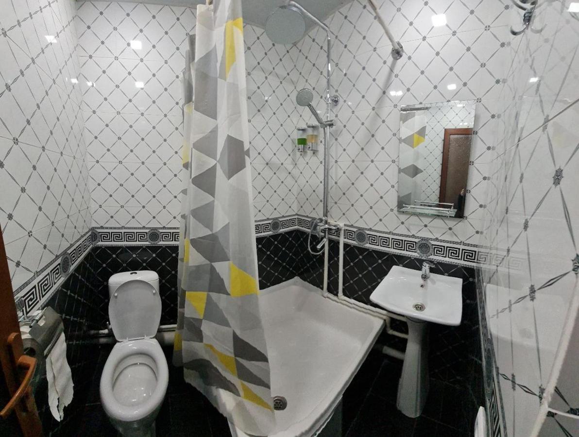 Status House Hotel Fergana Exterior photo
